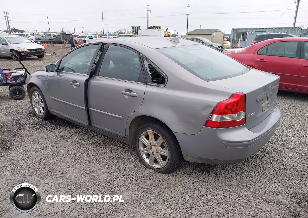 2006 Volvo S40 2.4I VIN:YV1MS390062150701 - 3