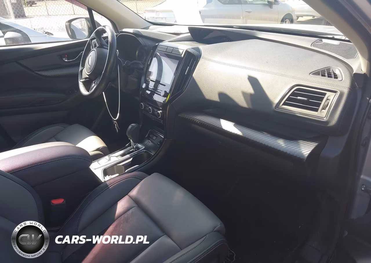 2022 Subaru Ascent Onyx Edition VIN:4S4WMAJD5N3465249 - 5