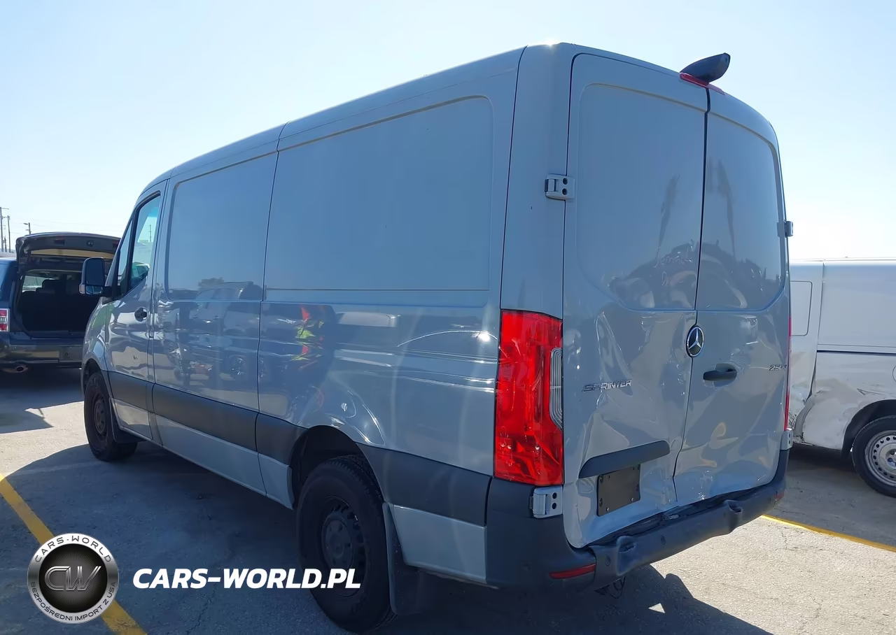 2024 Mercedes-Benz Sprinter 2500 Standard Roof 4-Cyl Diesel VIN:W1Y4KBHY8RT185763 - 3