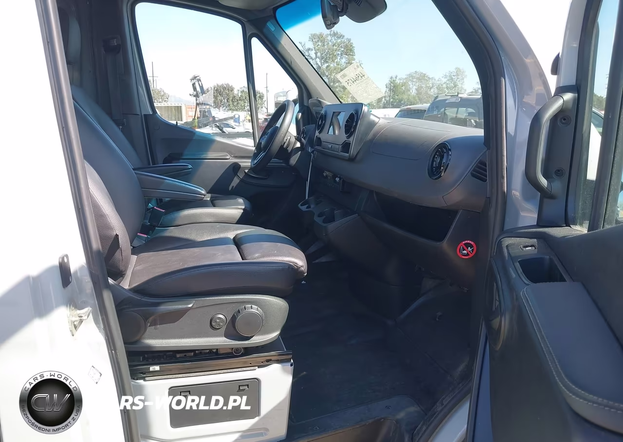 2024 Mercedes-Benz Sprinter 2500 Standard Roof 4-Cyl Diesel VIN:W1Y4KBHY8RT185763 - 5