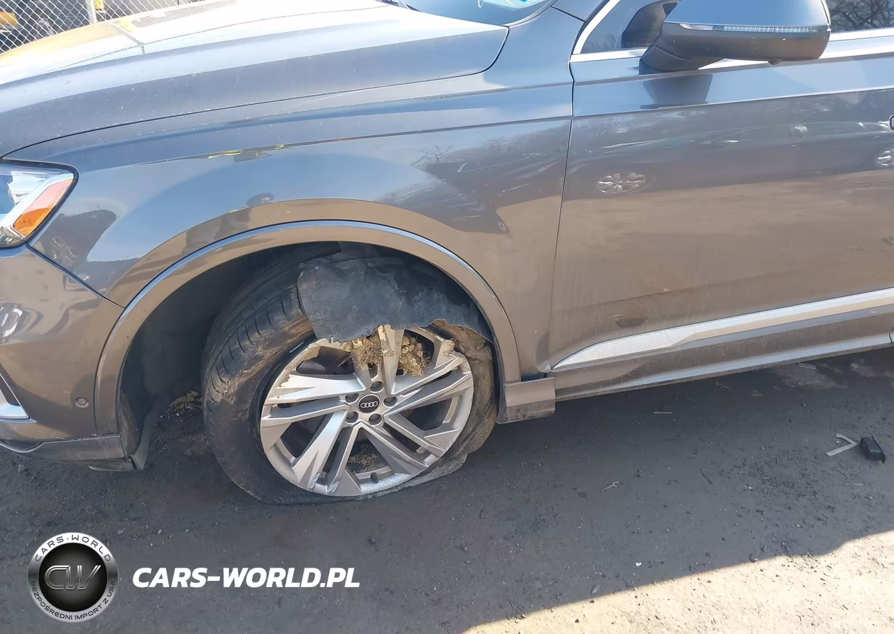 2021 Audi Q7 Premium Plus 45 Tfsi Quattro Tiptronic VIN:WA1LJAF70MD016227 - 6