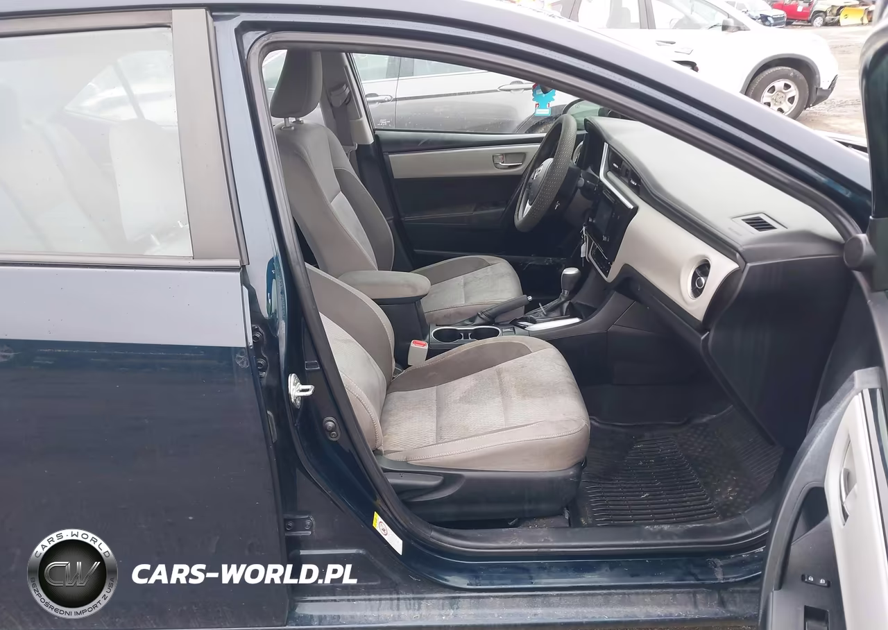 2019 Toyota Corolla Le VIN:2T1BURHEXKC244829 - 5
