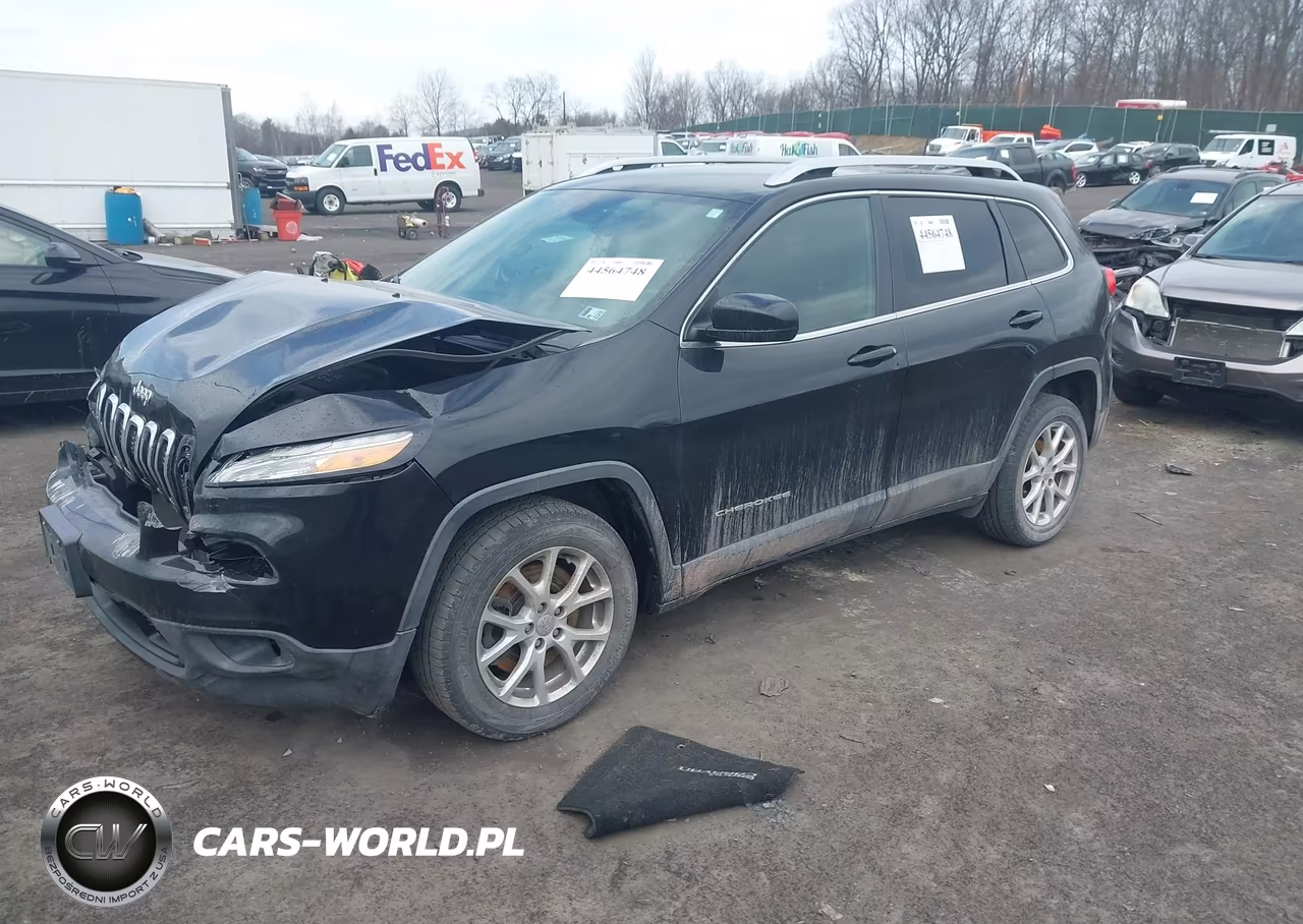 2017 Jeep Cherokee Latitude Fwd VIN:1C4PJLCB2HW668305 - 2