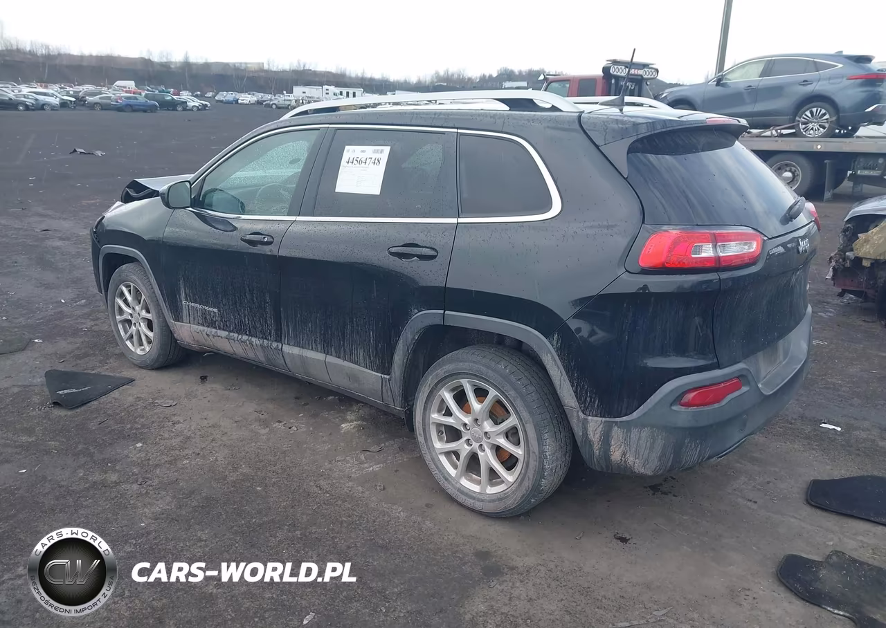 2017 Jeep Cherokee Latitude Fwd VIN:1C4PJLCB2HW668305 - 3