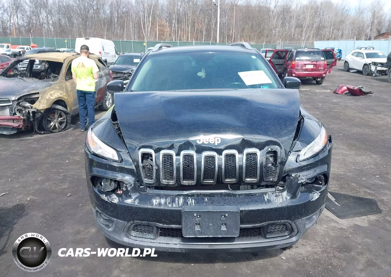2017 Jeep Cherokee Latitude Fwd VIN:1C4PJLCB2HW668305 - 6