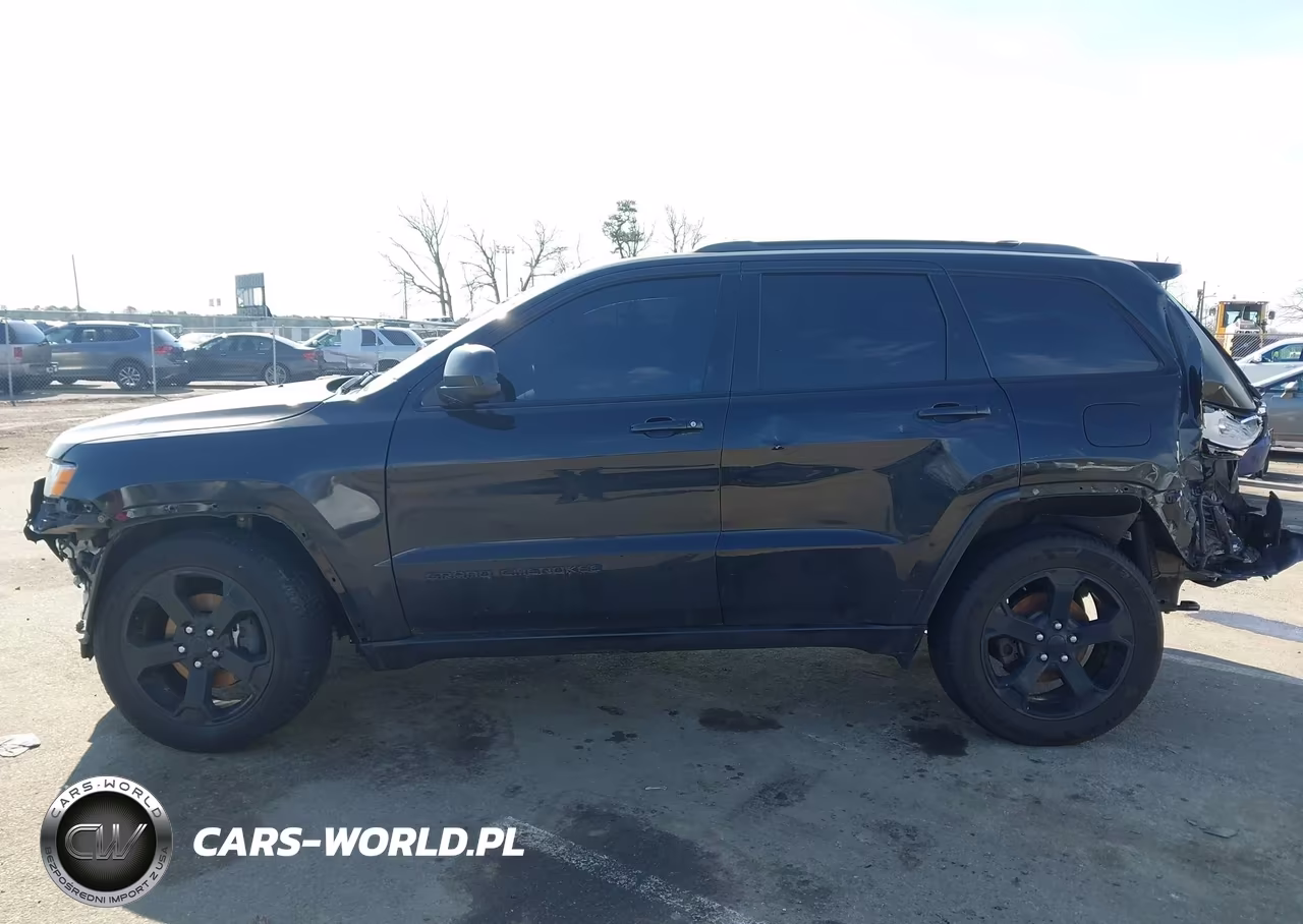 2018 Jeep Grand Cherokee Upland 4X4 VIN:1C4RJFAG3JC410813 - 13
