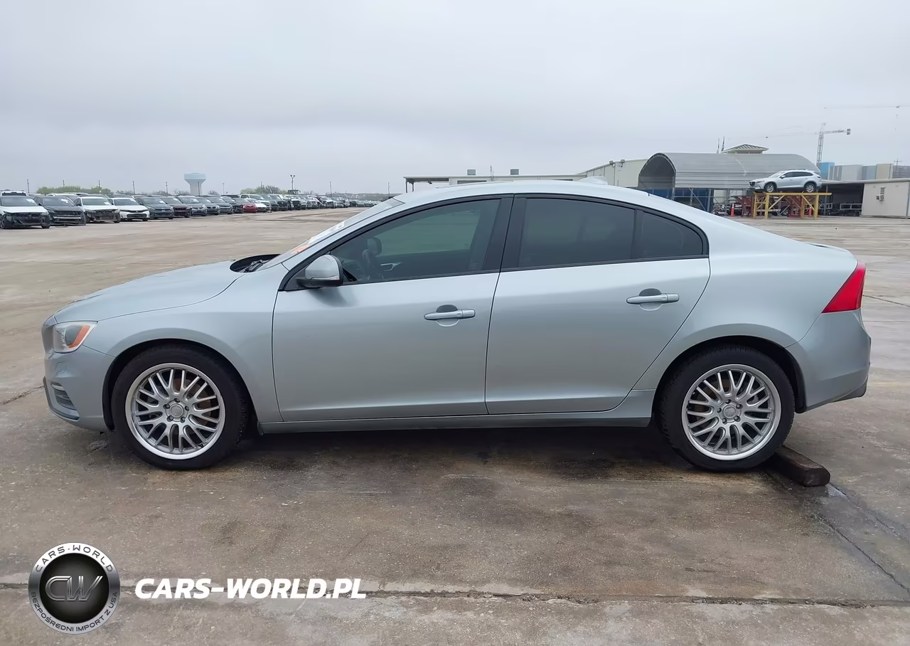 2018 Volvo S60 T5 Dynamic VIN:YV126MFL2J2455142 - 14