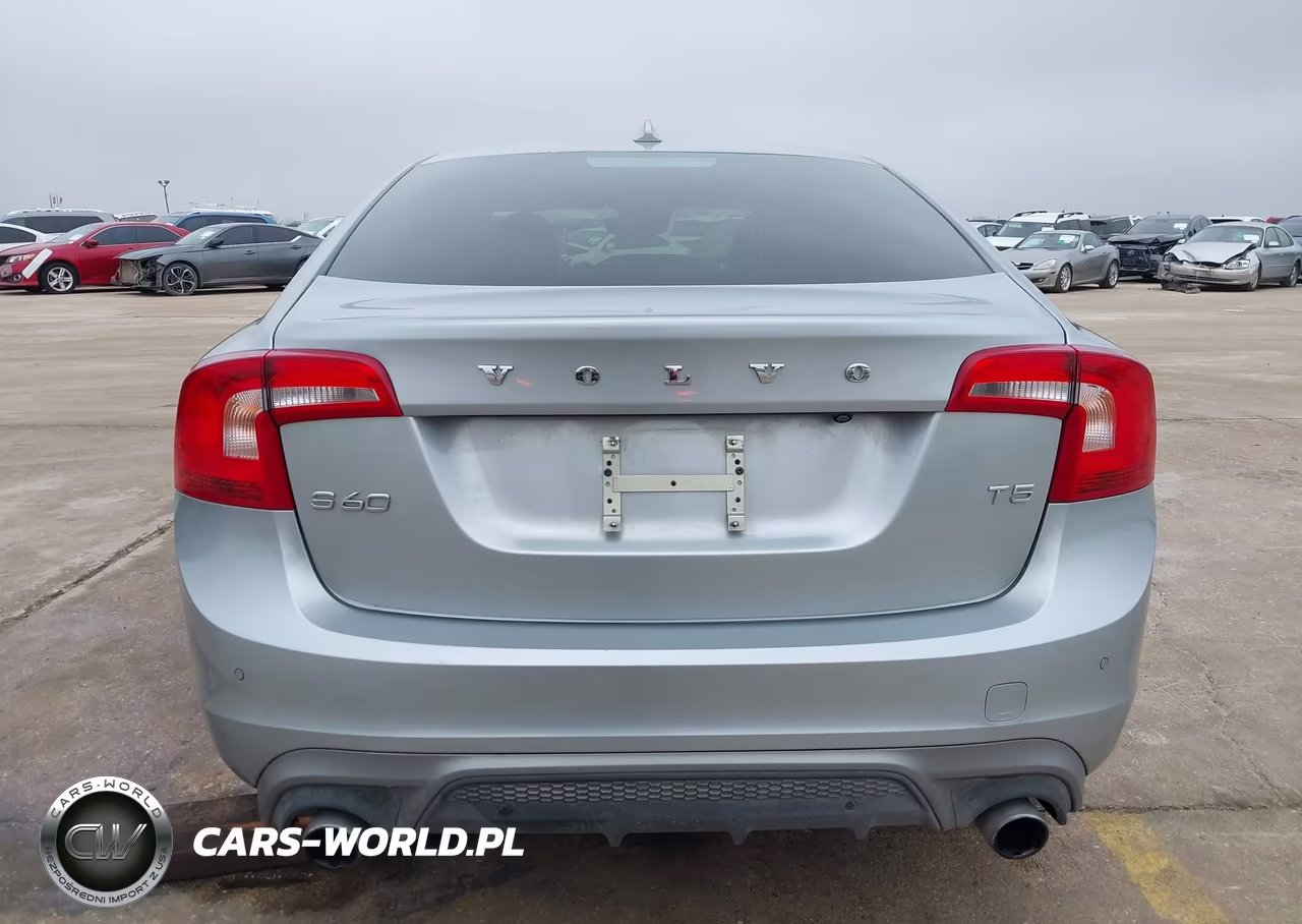 2018 Volvo S60 T5 Dynamic VIN:YV126MFL2J2455142 - 16
