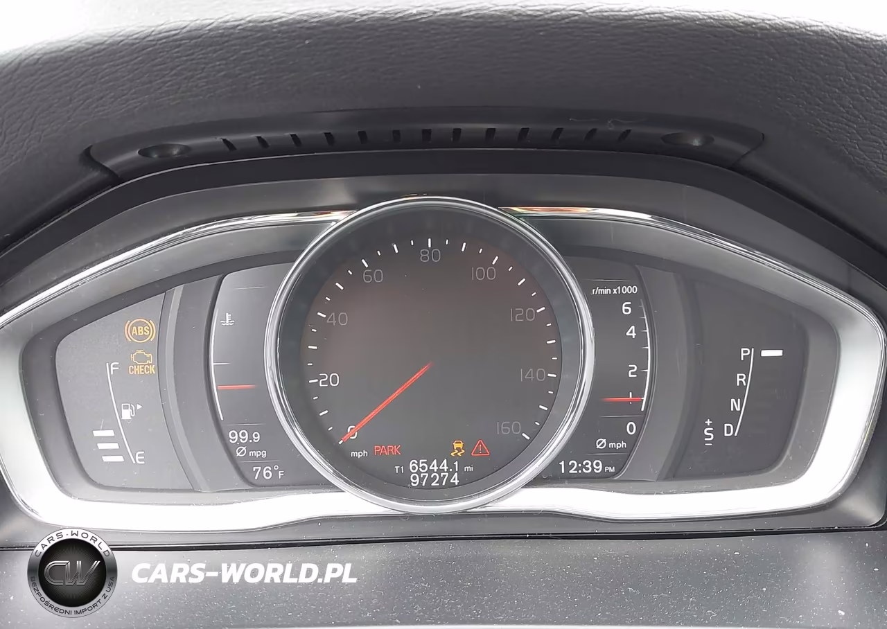 2018 Volvo S60 T5 Dynamic VIN:YV126MFL2J2455142 - 7