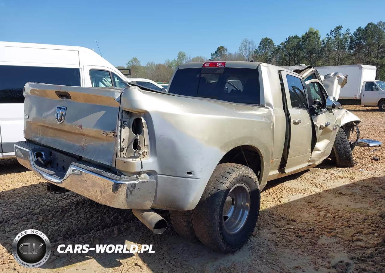 2011 Ram Ram 3500 Laramie VIN:3D73Y4HL7BG517974 - 4