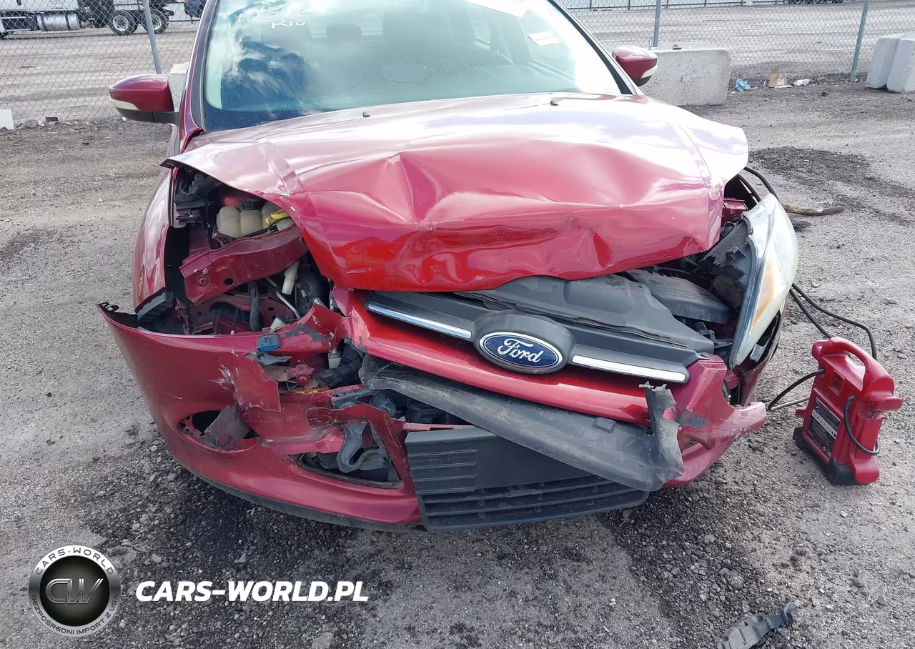 2013 Ford Focus Se VIN:1FADP3F27DL270523 - 6