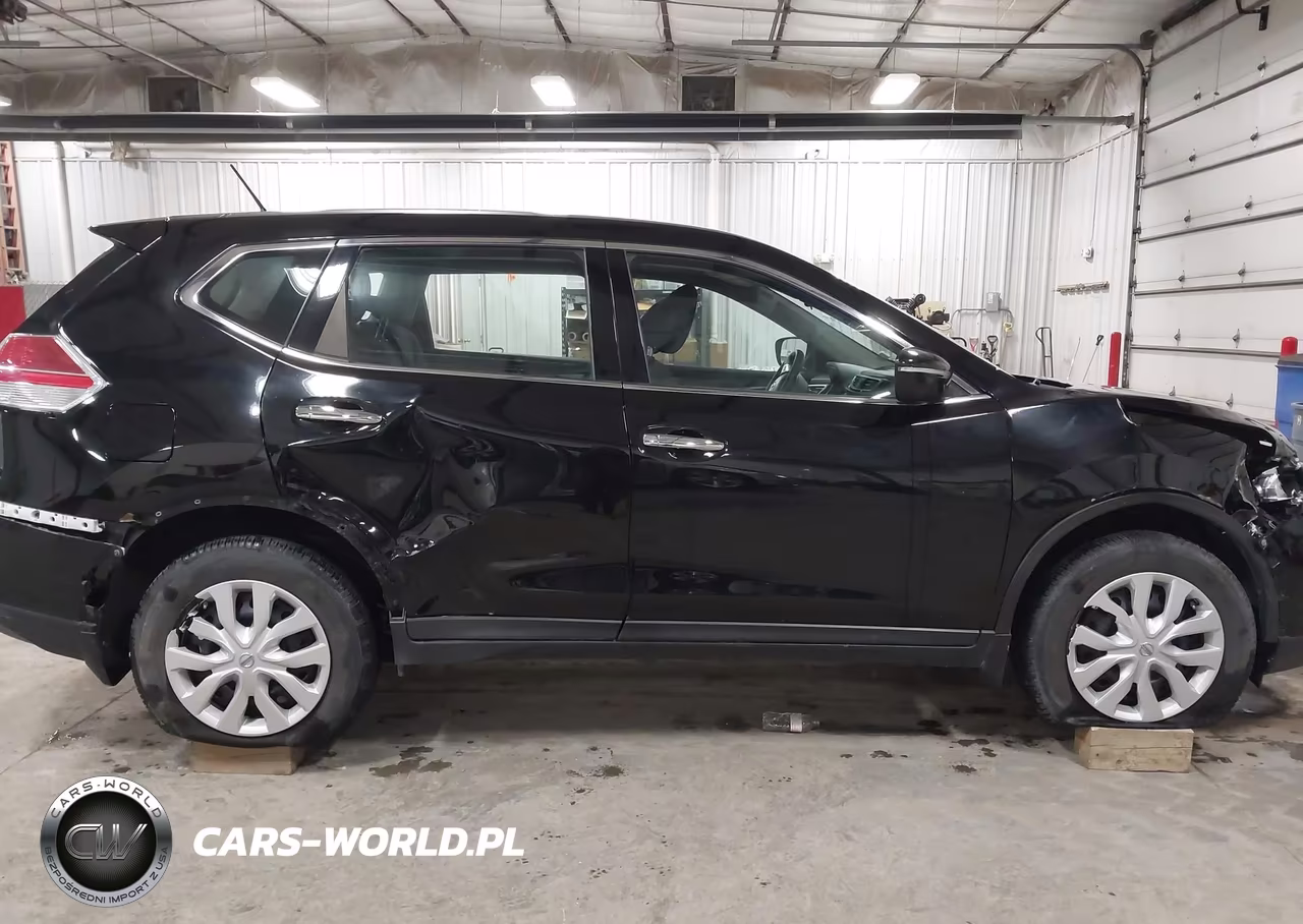 2015 Nissan Rogue S VIN:KNMAT2MV9FP528732 - 14