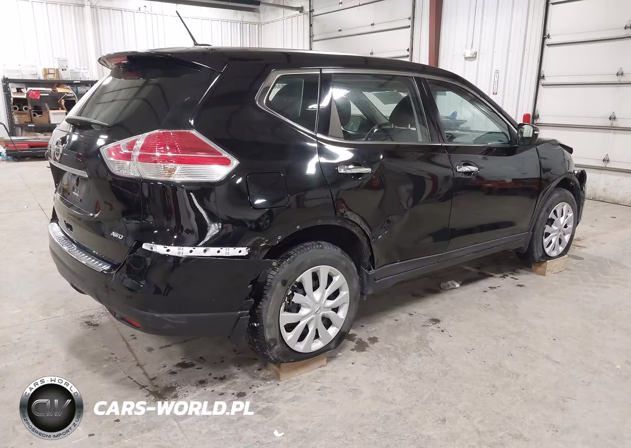 2015 Nissan Rogue S VIN:KNMAT2MV9FP528732 - 4