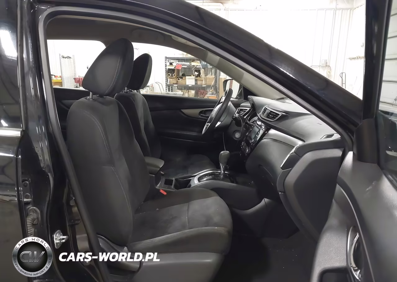 2015 Nissan Rogue S VIN:KNMAT2MV9FP528732 - 5