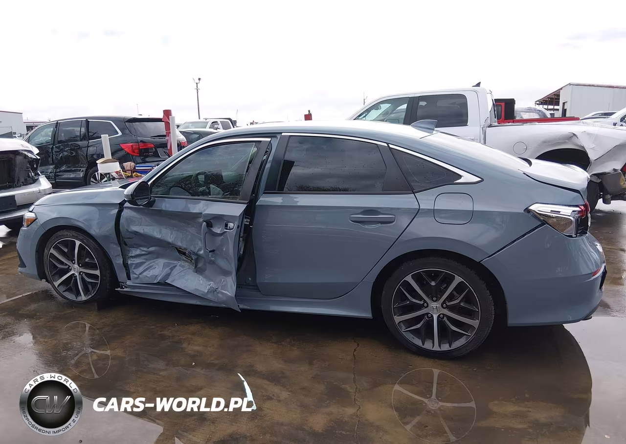 2024 Honda Civic Touring VIN:2HGFE1F91RH336919 - 15