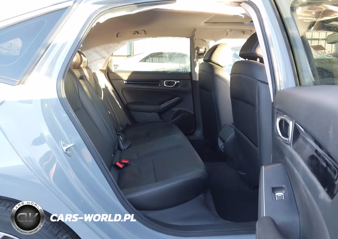 2024 Honda Civic Touring VIN:2HGFE1F91RH336919 - 8