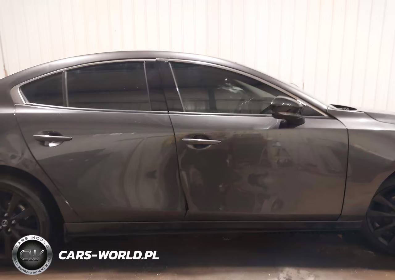 2022 Mazda Mazda3 Premium Plus VIN:JM1BPBEY1N1509255 - 13