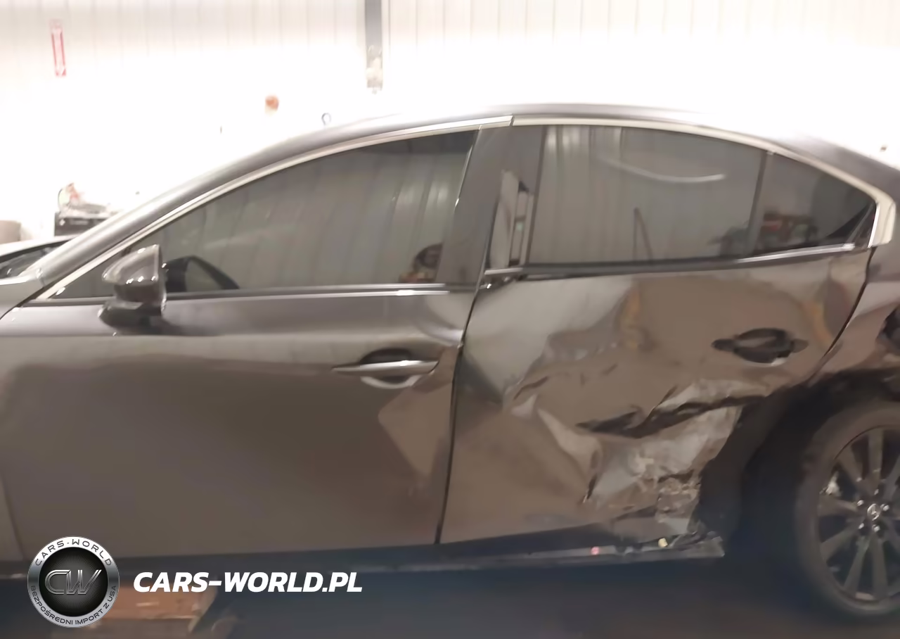 2022 Mazda Mazda3 Premium Plus VIN:JM1BPBEY1N1509255 - 14