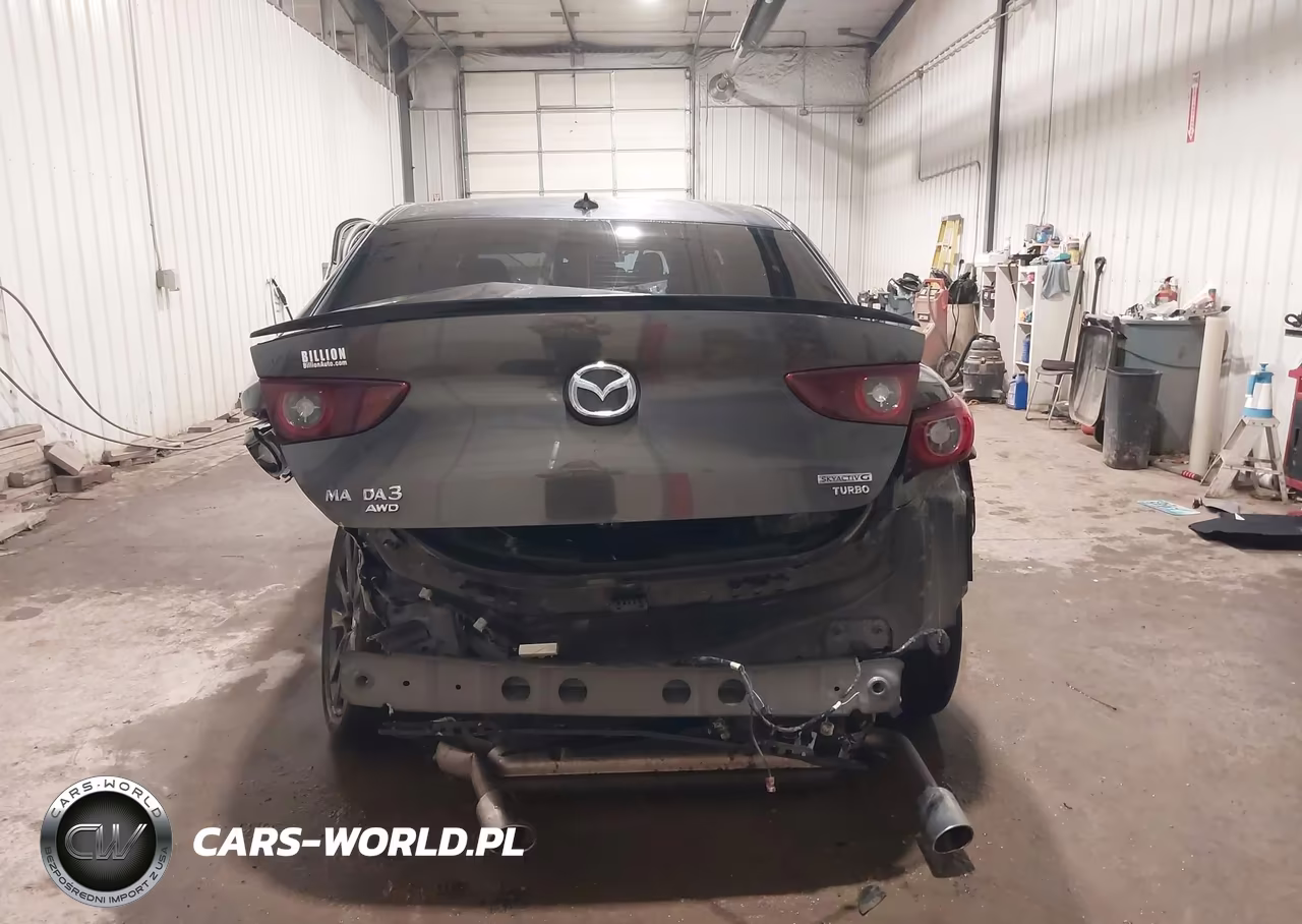2022 Mazda Mazda3 Premium Plus VIN:JM1BPBEY1N1509255 - 16