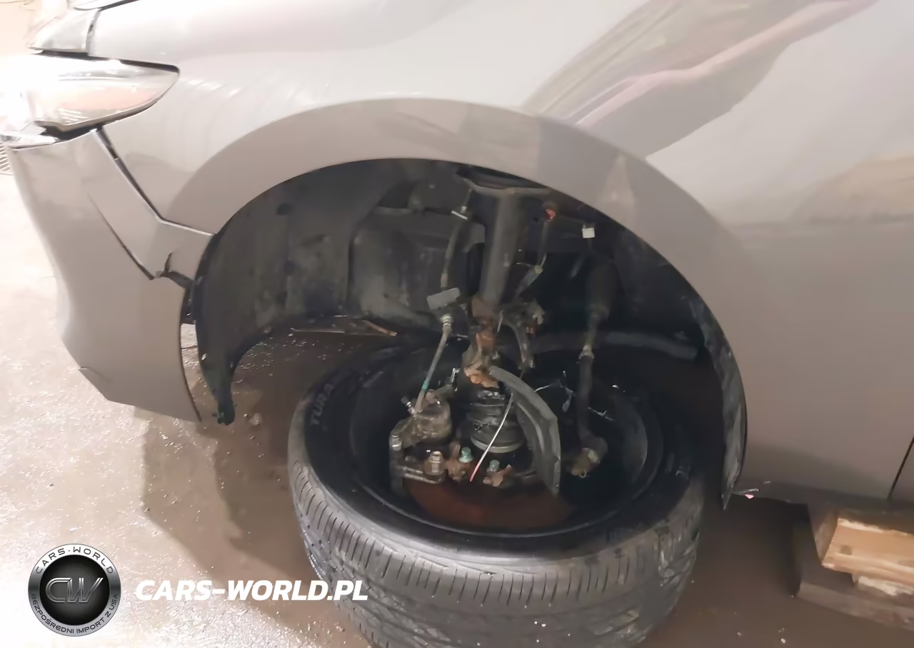 2022 Mazda Mazda3 Premium Plus VIN:JM1BPBEY1N1509255 - 18