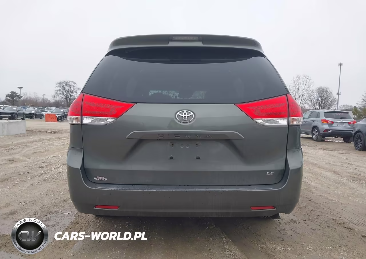 2011 Toyota Sienna Le V6 VIN:5TDKK3DC3BS045054 - 16
