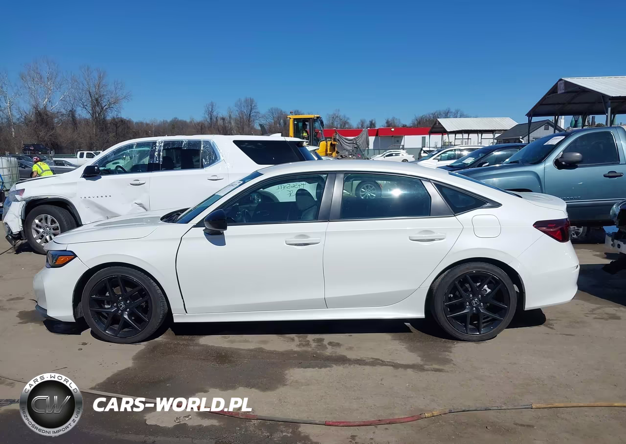 2025 Honda Civic Sport VIN:2HGFE2F5XSH516067 - 14