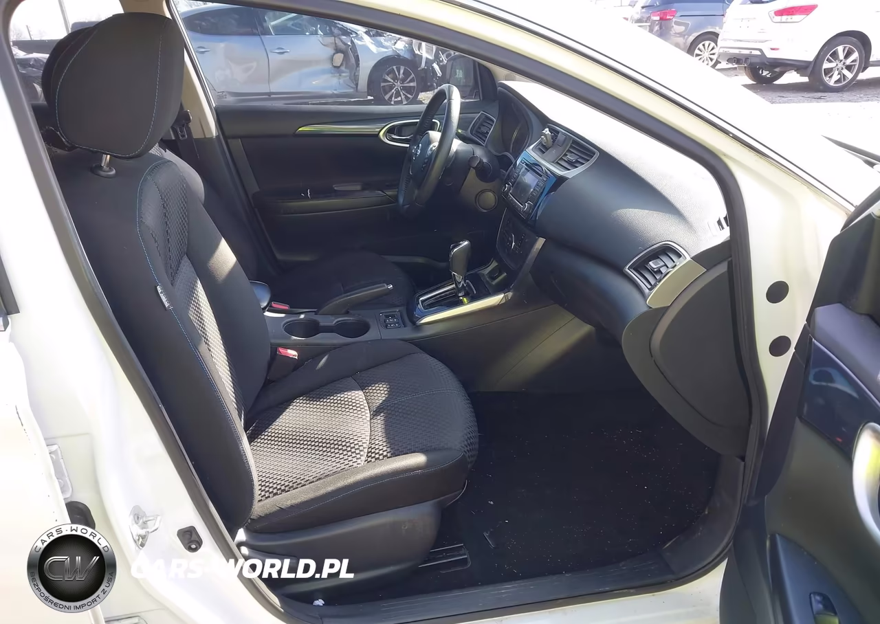 2018 Nissan Sentra Sr VIN:3N1AB7AP7JY303516 - 5