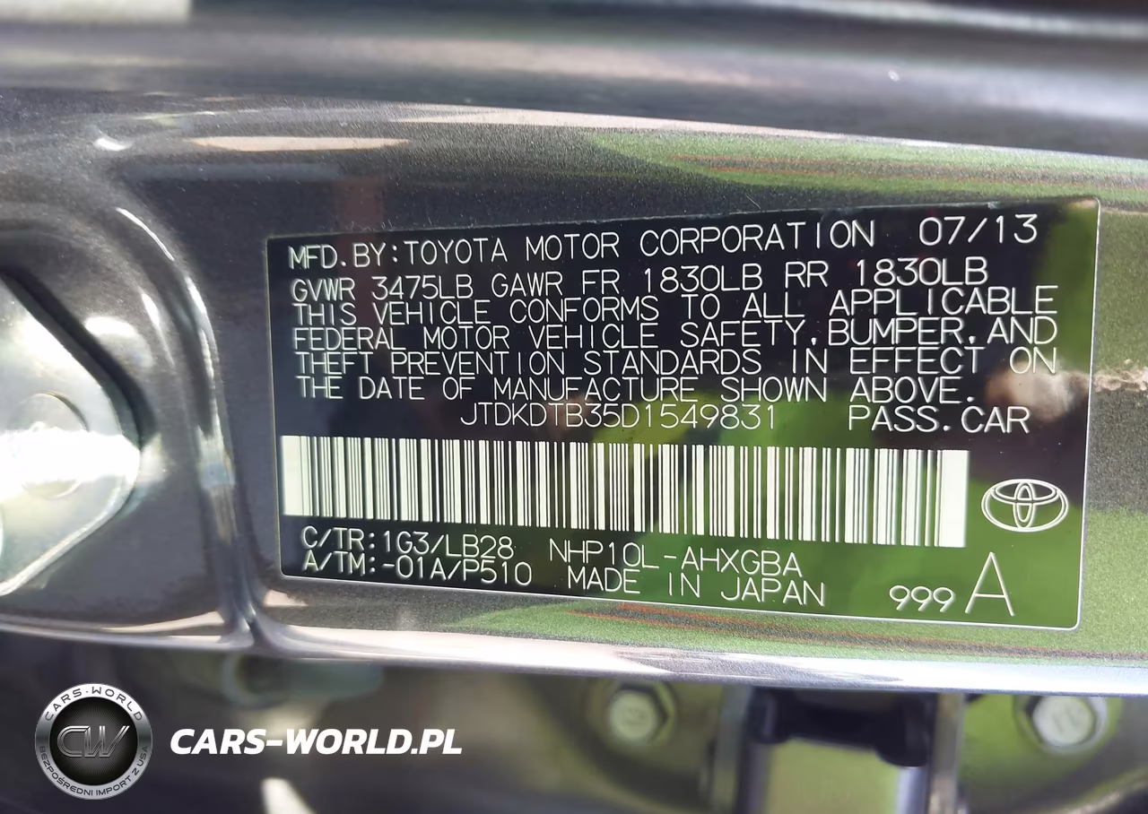 2013 Toyota Prius C Four VIN:JTDKDTB35D1549831 - 9
