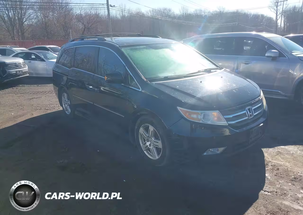 2011 Honda Odyssey Touring-Touring Elite