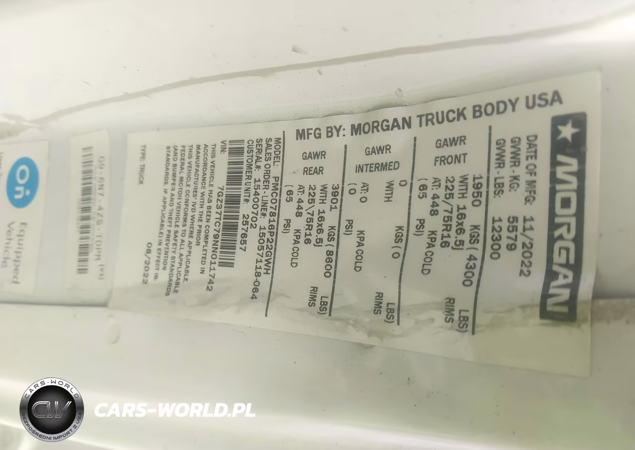 2022 GMC Savana Cutaway Work Van VIN:7GZ37TC79NN011742 - 9