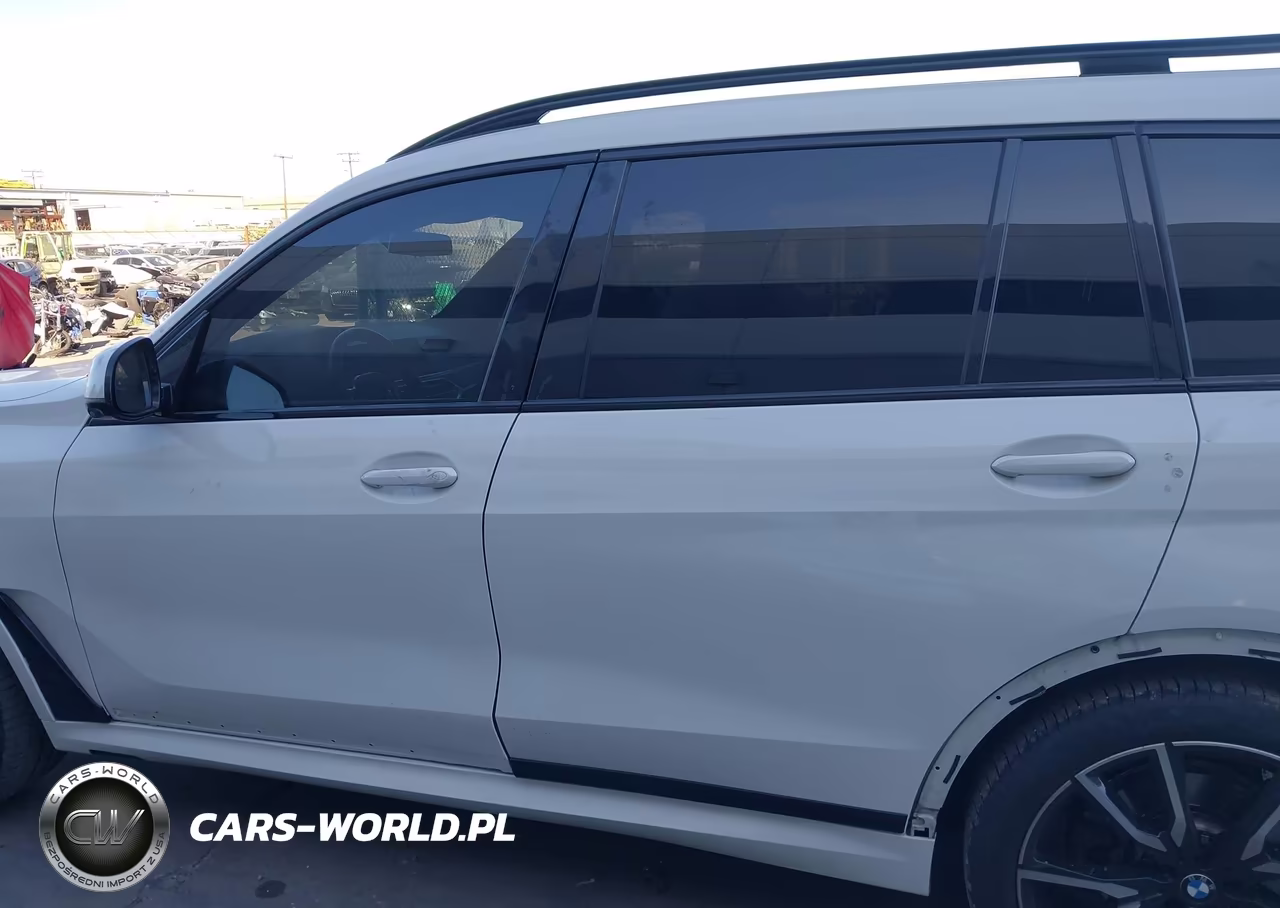 2022 BMW X7 xDrive40I VIN:5UXCW2C0XN9M26881 - 15