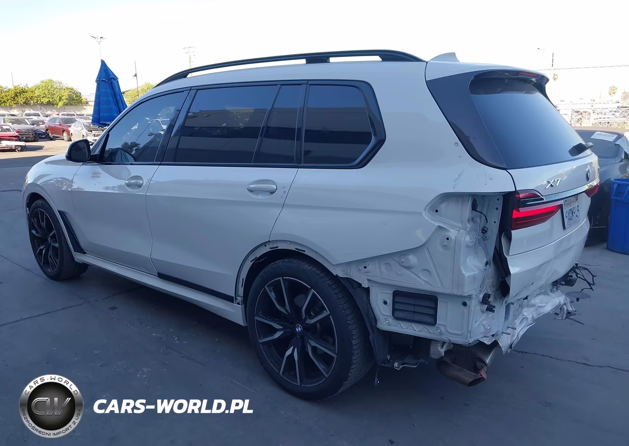 2022 BMW X7 xDrive40I VIN:5UXCW2C0XN9M26881 - 3