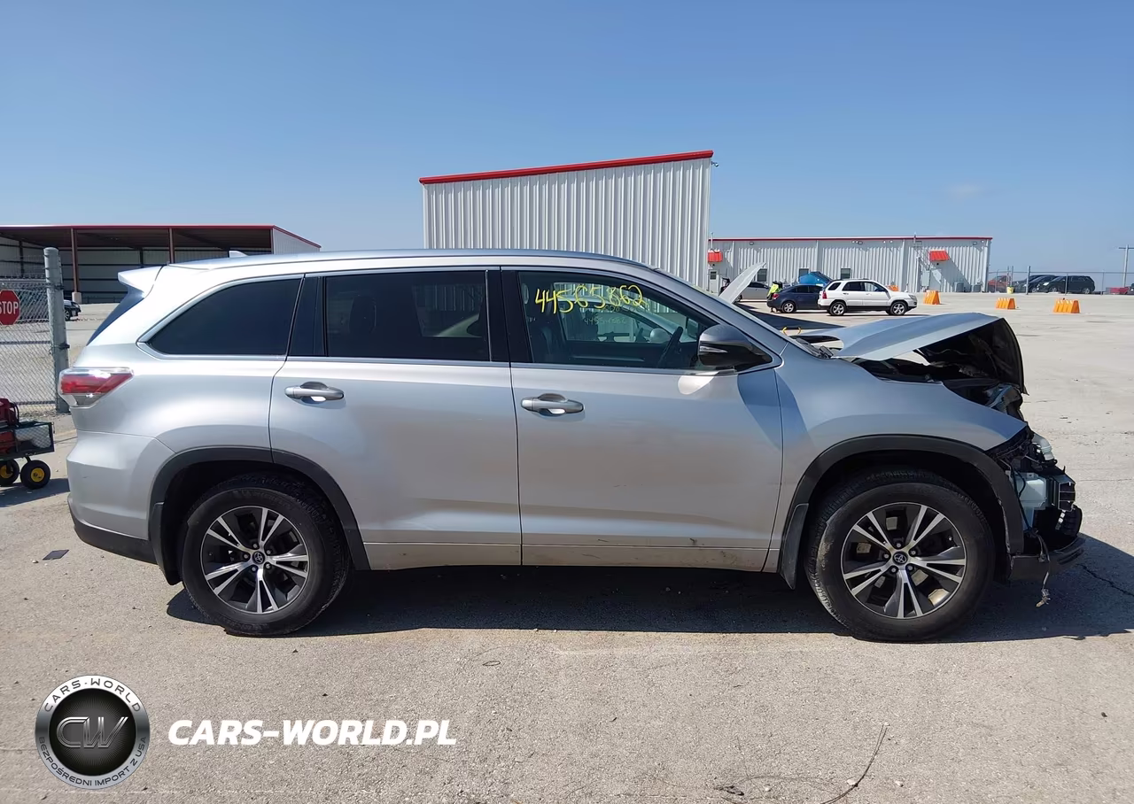 2016 Toyota Highlander Xle V6 VIN:5TDJKRFH4GS318968 - 14