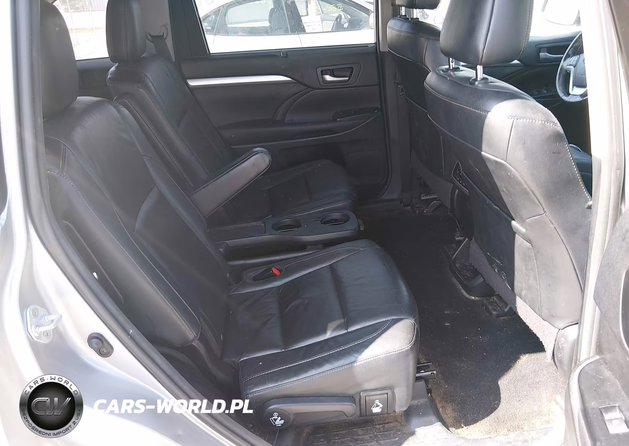 2016 Toyota Highlander Xle V6 VIN:5TDJKRFH4GS318968 - 8