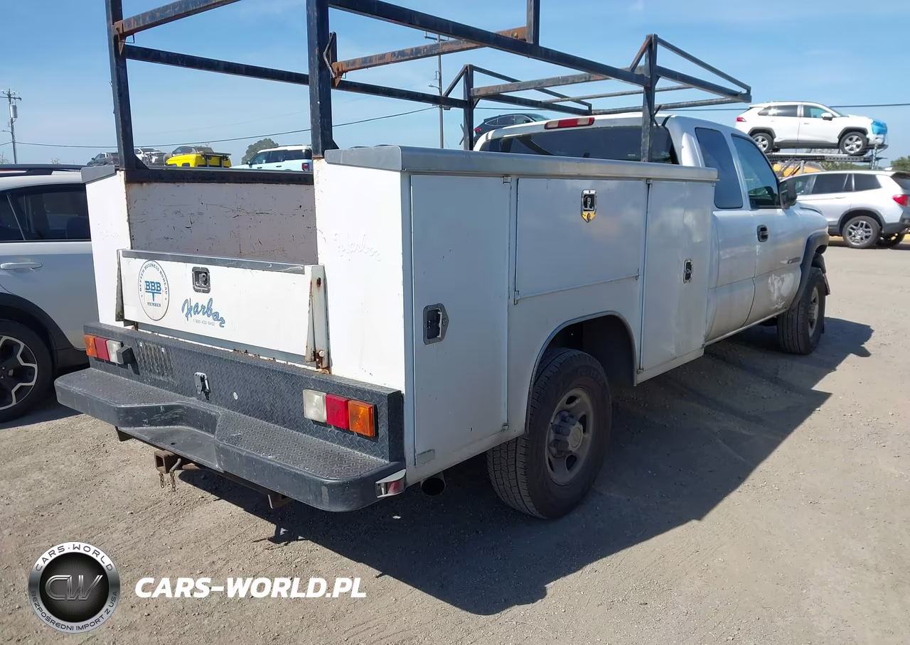 2005 Chevrolet Silverado 2500Hd Work Truck VIN:1GBHC29U75E271230 - 4