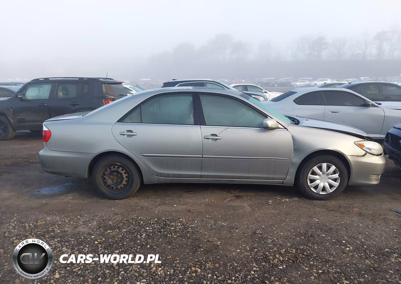 2006 Toyota Camry Le VIN:JTDBE32K663062245 - 13
