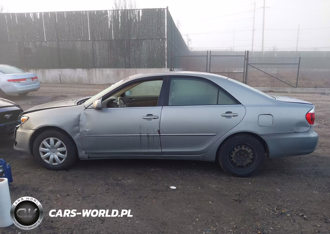 2006 Toyota Camry Le VIN:JTDBE32K663062245 - 14
