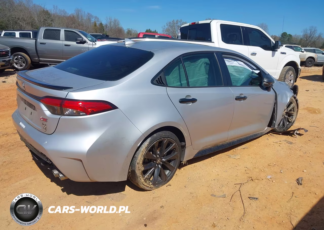 2023 Toyota Corolla Xse VIN:JTDT4MCE7PJ102965 - 4