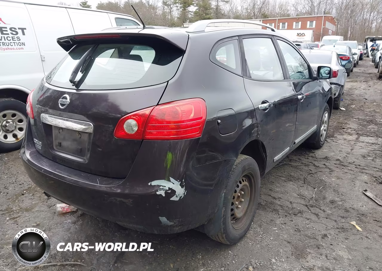 2015 Nissan Rogue Select S VIN:JN8AS5MT4FW673870 - 4