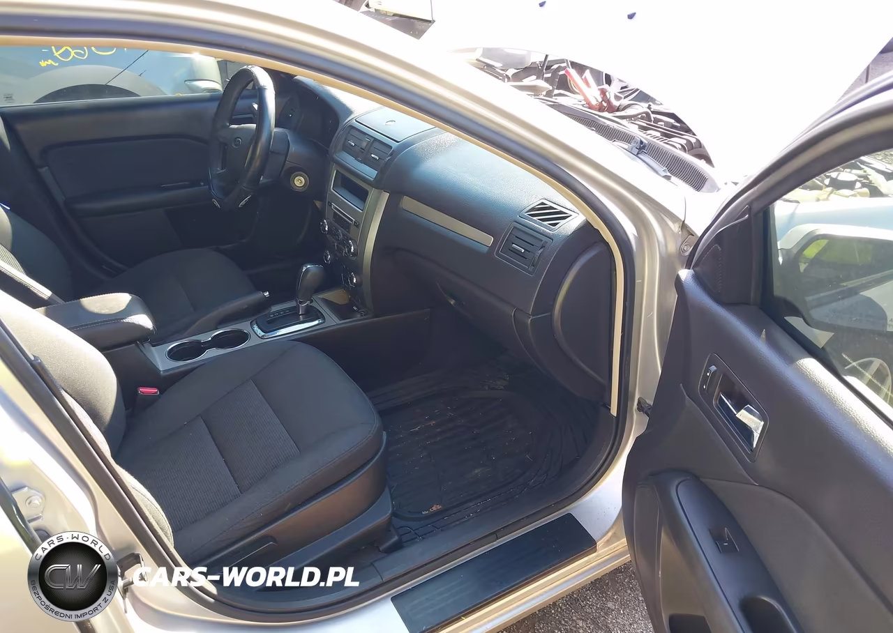 2011 Ford Fusion Se VIN:3FAHP0HG2BR311065 - 5