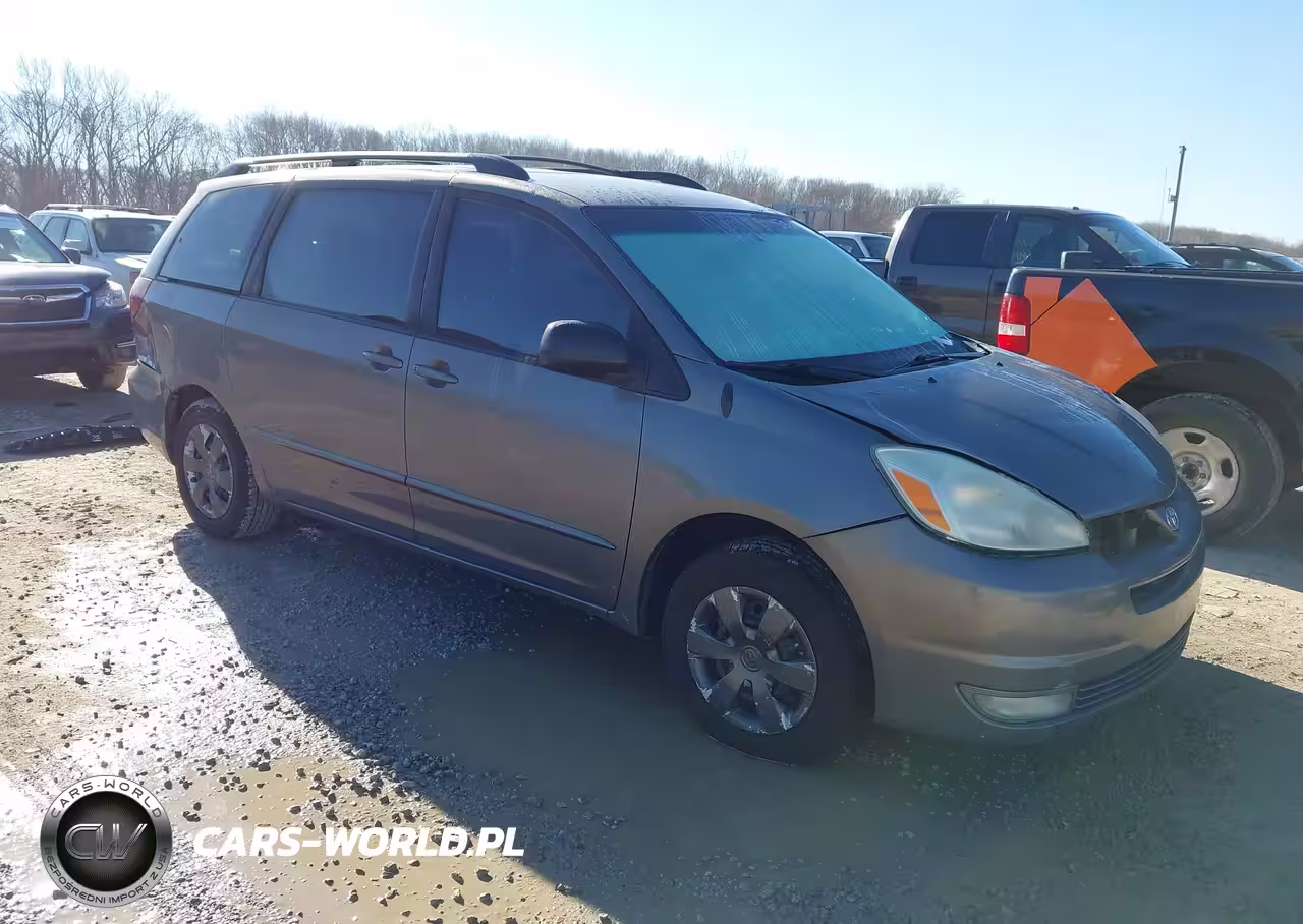 2005 Toyota Sienna Le