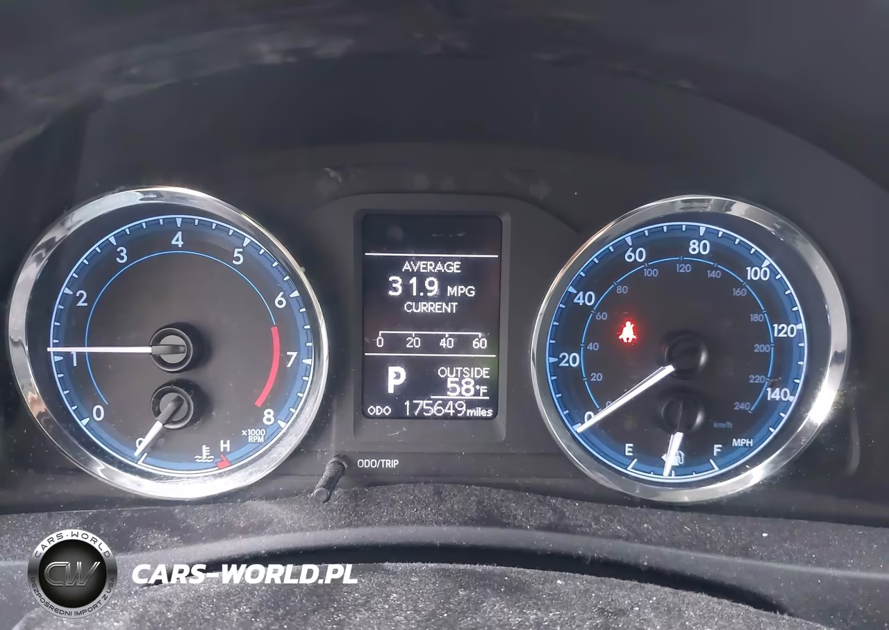 2018 Toyota Corolla Le VIN:5YFBURHE0JP798086 - 7