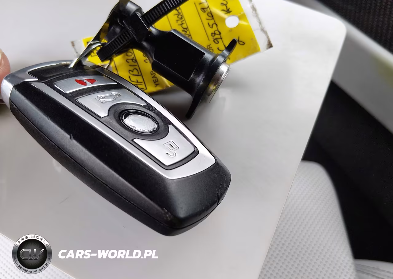 2012 BMW M6 VIN:WBSLZ9C58CC985691 - 11