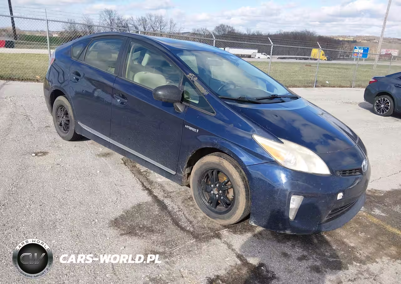 2013 Toyota Prius Three