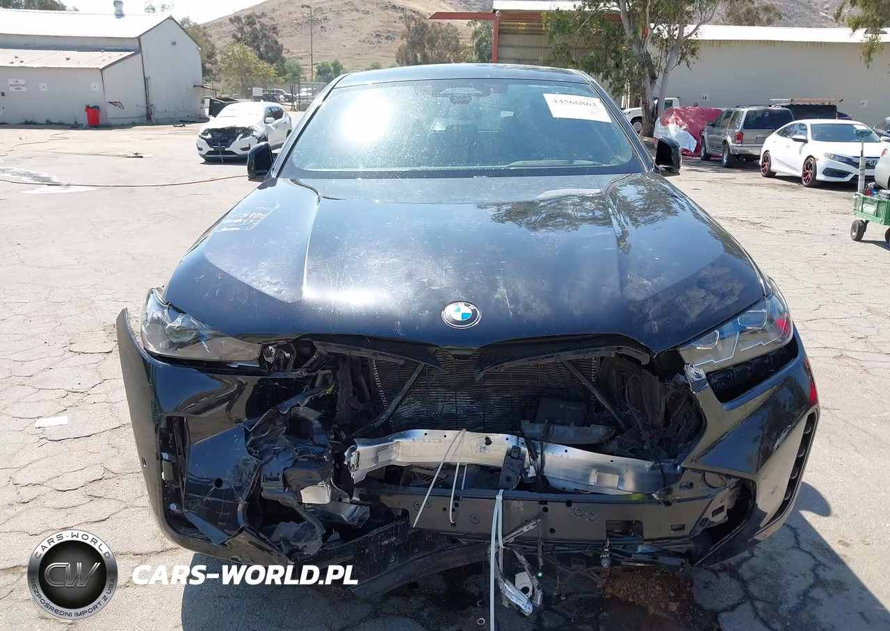 2025 BMW X6 xDrive40I VIN:5UX33EX03S9Z90744 - 11