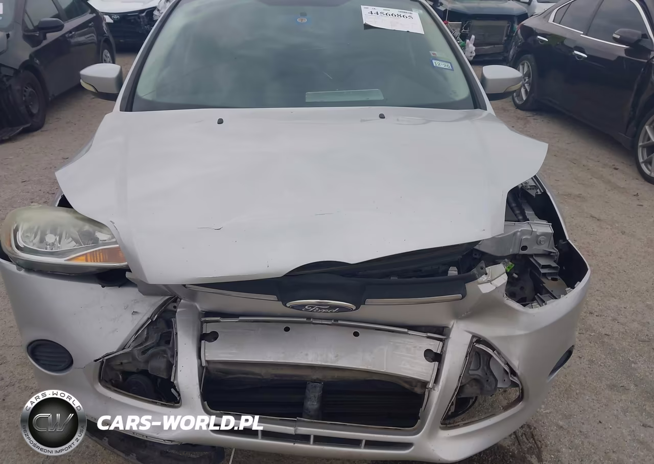 2014 Ford Focus Se VIN:1FADP3F20EL460326 - 6