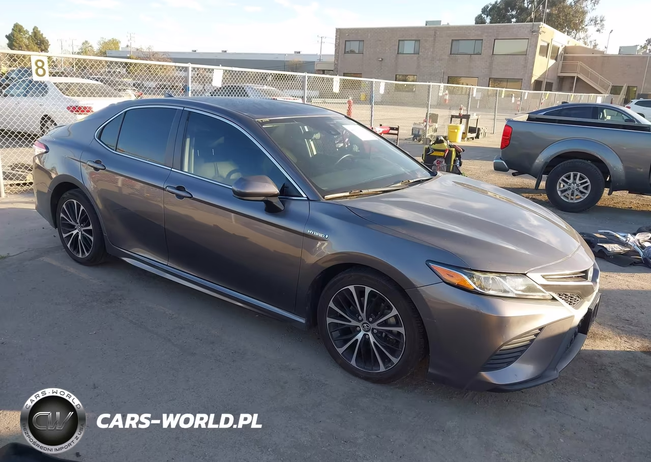 2020 Toyota Camry Se Hybrid