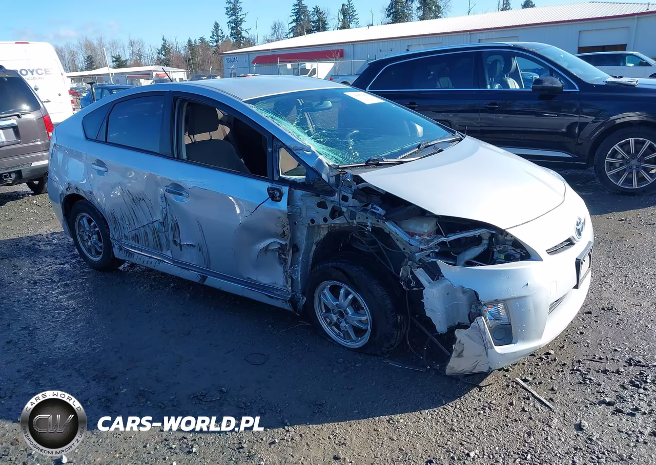 2011 Toyota Prius Two – zdjęcie 1 z 18