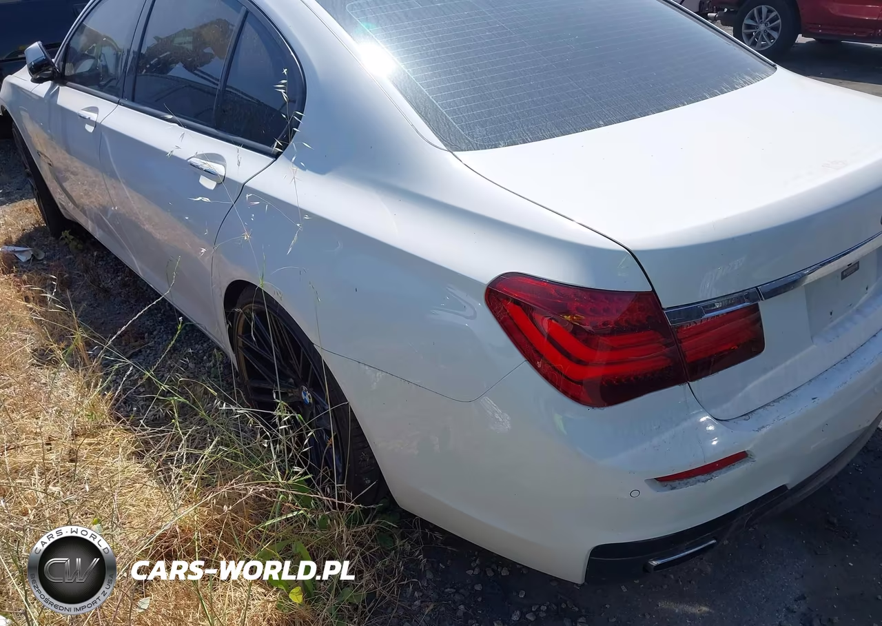 2014 BMW 740I VIN:WBAYA6C55ED144618 - 3