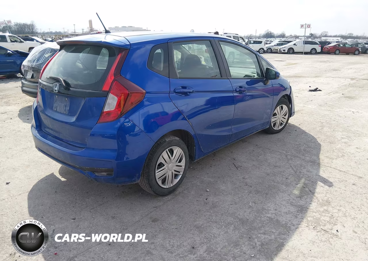 2019 Honda Fit Lx VIN:3HGGK5H43KM746988 - 4